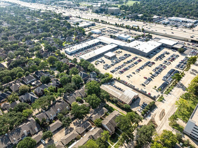 Building Photo - 1144 N Kirkwood Rd