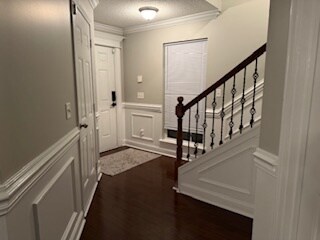 Building Photo - 628 Amhearst Row