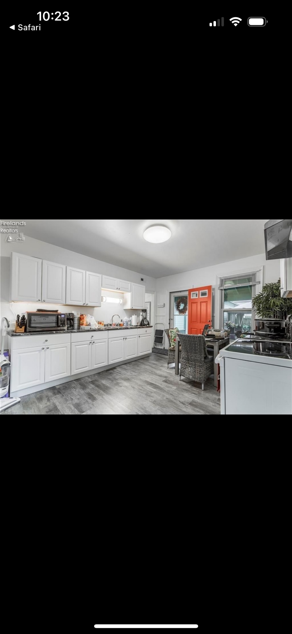 Building Photo - 313 Barres Ln
