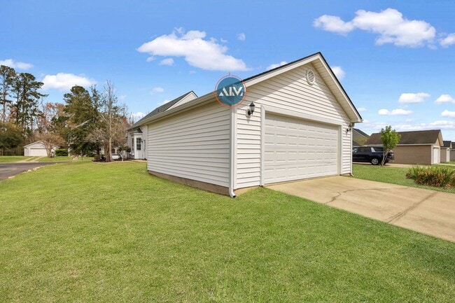 Building Photo - Stunning 3-Bedroom Home in University Park – Move-In Ready!