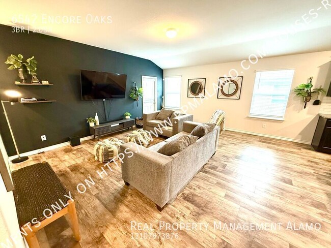 Building Photo - 6542 Encore Oaks