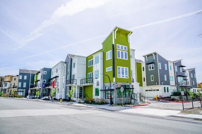 Primary Photo - 81 S Milpitas Blvd