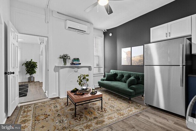 Primary Photo - 1308 W Lexington St
