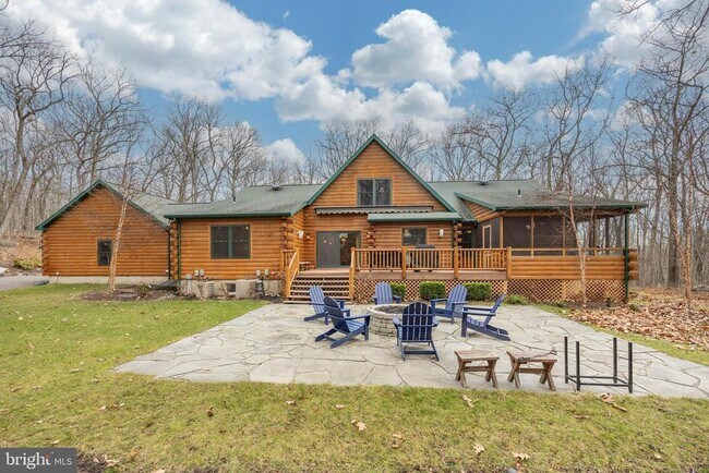 Building Photo - 1212 Acacia Dr