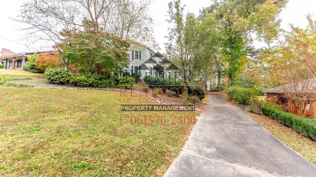 Building Photo - 3812 Wingate Dr