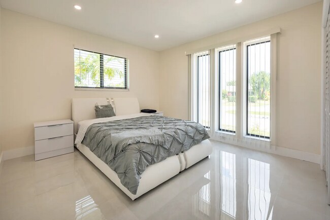 Building Photo - 8513 NW 41 Street LLC
