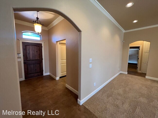 Building Photo - 4 br, 2.5 bath House - 12100 Kimberlyn Road