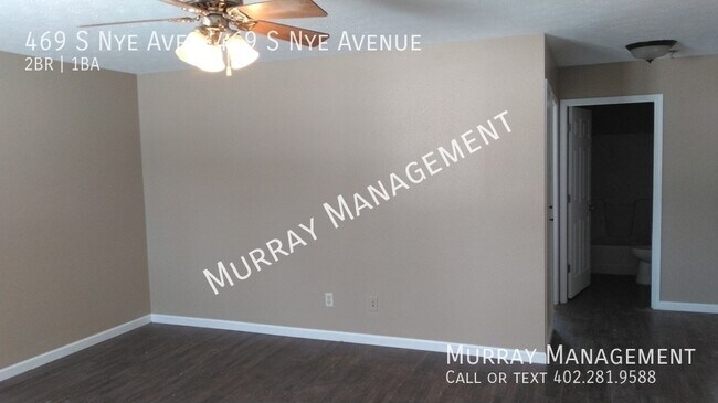Building Photo - 469 S Nye Ave