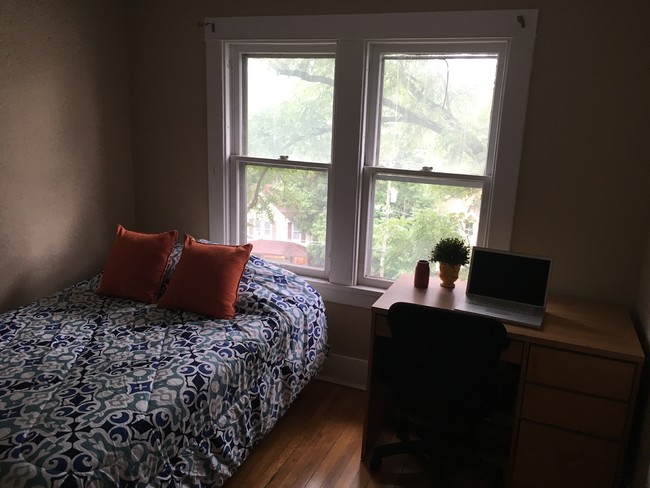 Bedroom 2 - 506 S Cayuga St