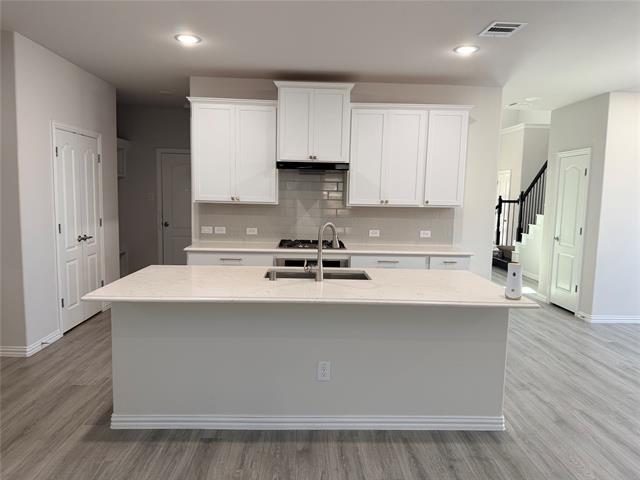 Building Photo - 2201 Preston Bend St