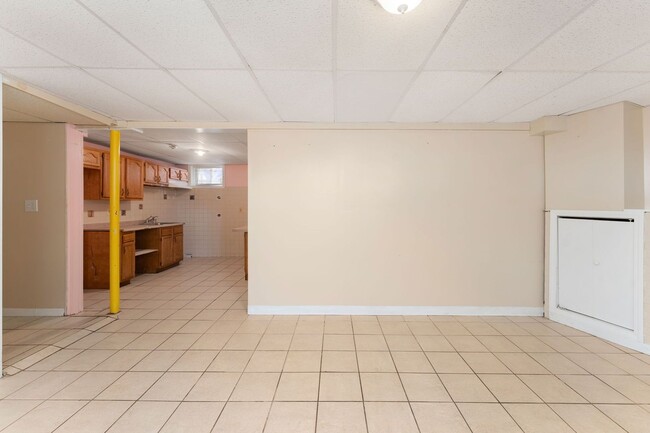 Building Photo - 122-124 West Avenue