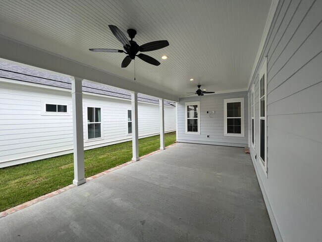 Building Photo - Mattera Subdivision