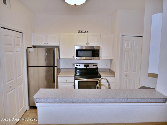 Building Photo - 1776 Sophias Dr