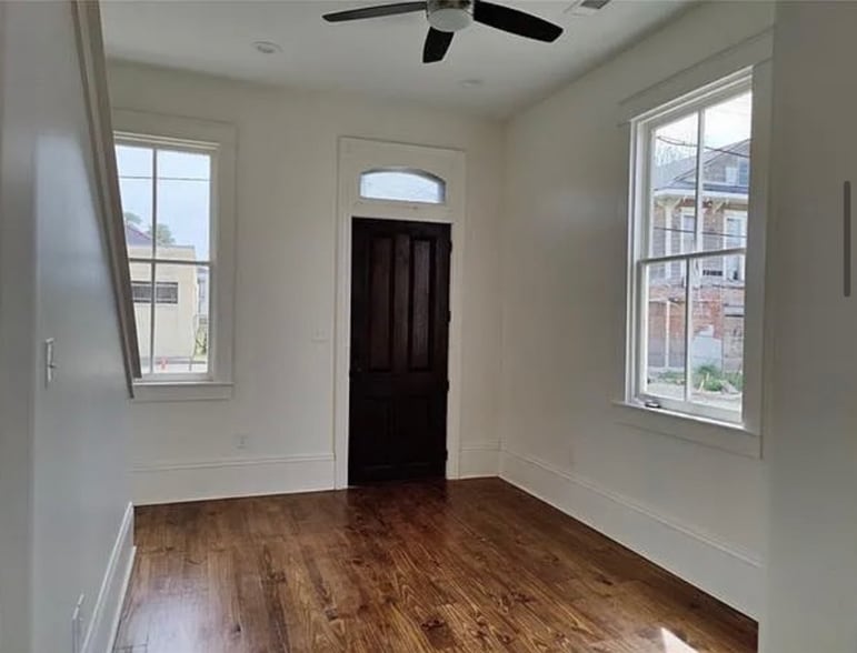 Building Photo - 1841 St Ann St.