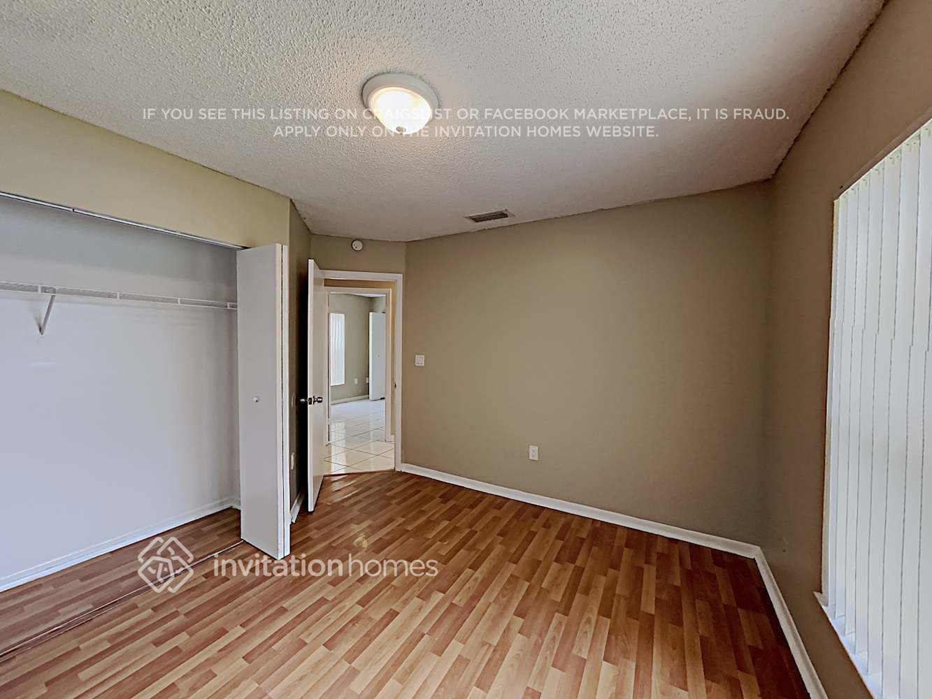 Building Photo - 7215 SW 42nd Ct