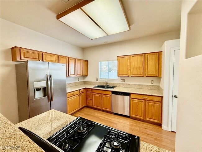 Building Photo - 1802 Ellisworth Pl