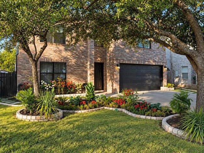 Building Photo - 720 Justeford Dr