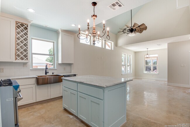 Building Photo - 1702 Gruene Vineyard Crossing