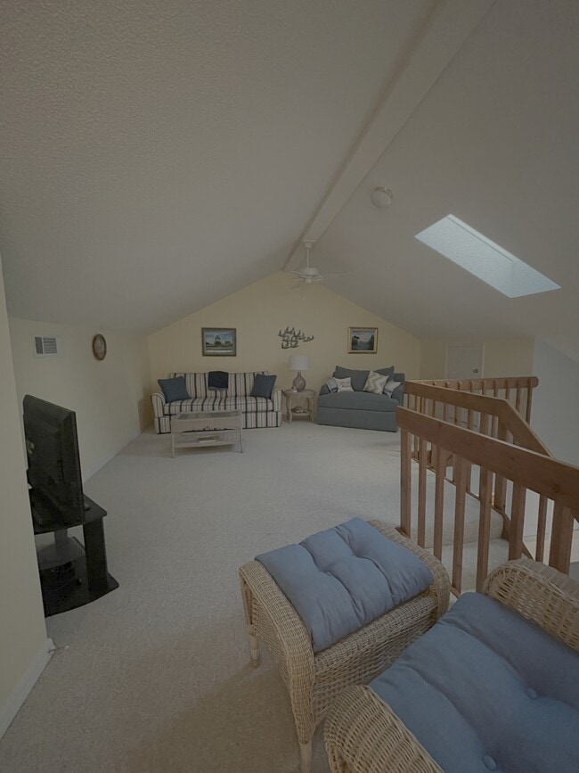 Building Photo - 1924 Westminster Cir