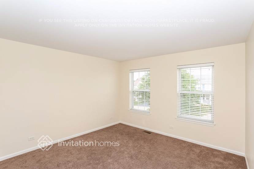 Building Photo - 3031 Chalkstone Ave