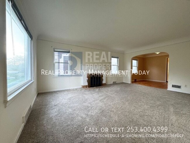 Building Photo - 910 N Union Ave