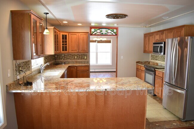 Primary Photo - 10 Woodside Dr