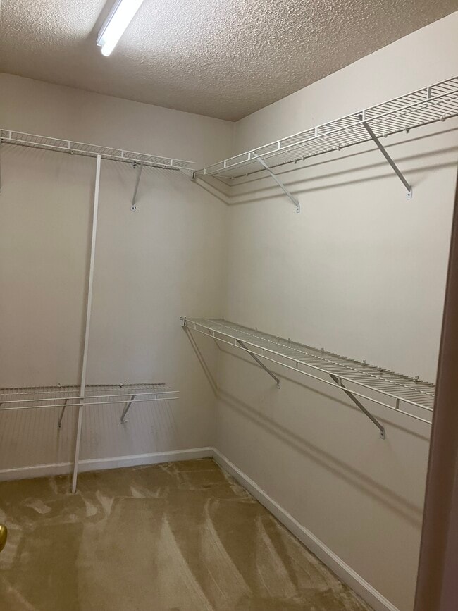 Building Photo - 1 E Okaloosa Way