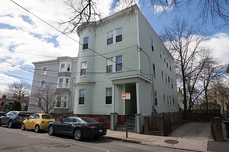 Building Photo - 6 Kinnaird St