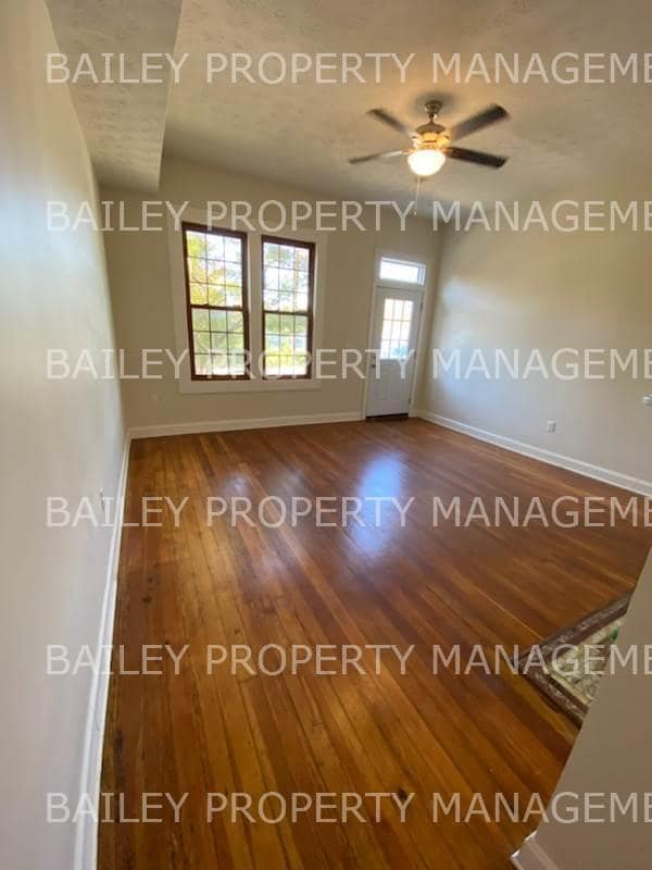 Building Photo - 1018 Hamilton Ave