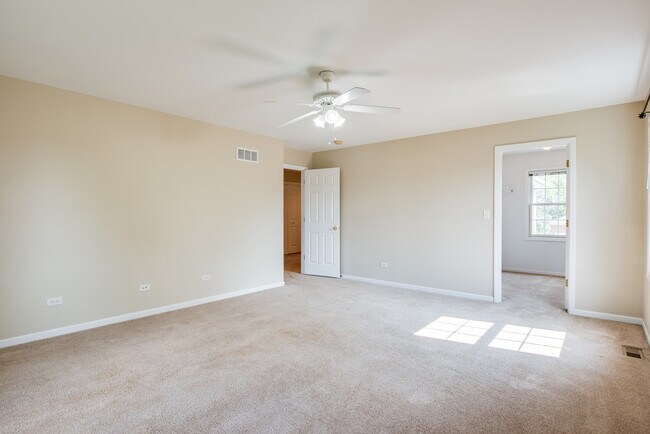 Building Photo - 662 Chaney Ct