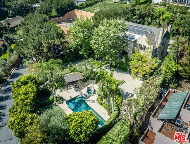 Building Photo - 353 N Gunston Dr