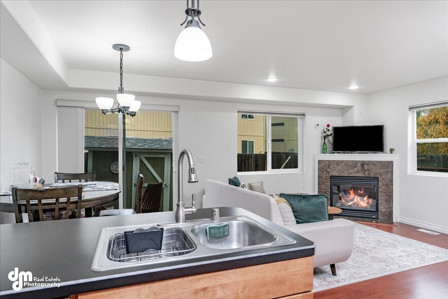 Building Photo - 299 Skwentna Dr