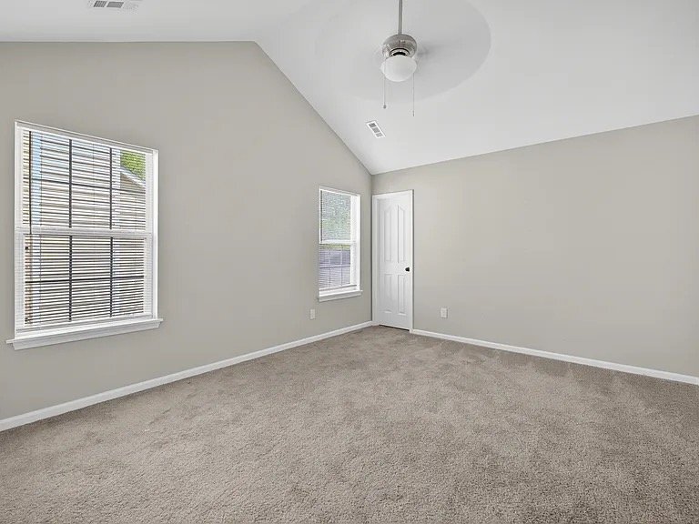 Building Photo - 2316 Portola Ct
