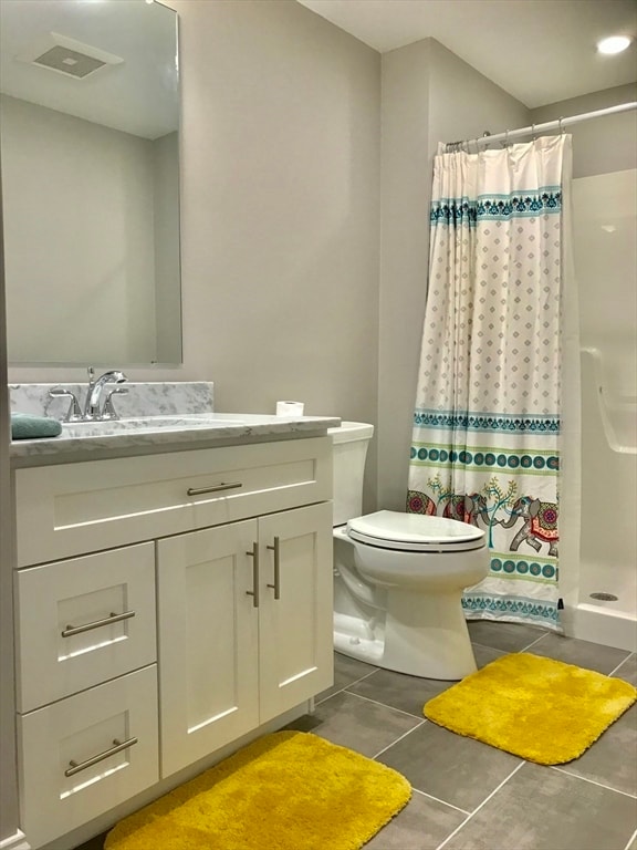 Building Photo - 301 Linden St