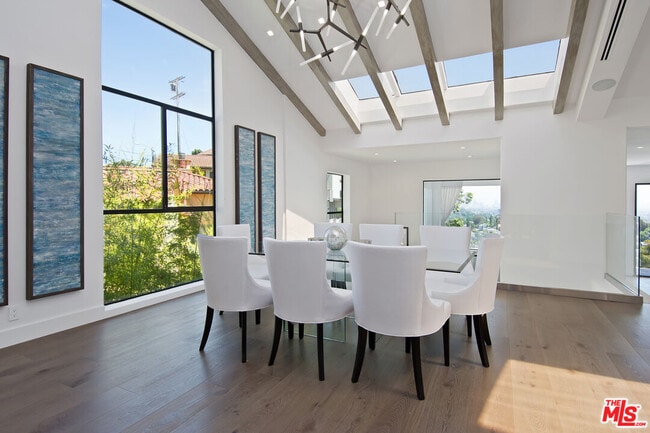 Building Photo - 4130 Parva Ave