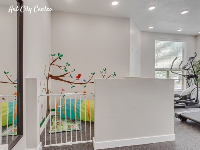 Building Photo - 3 Bedroom 2 Bath in Springville!!