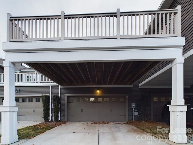 Building Photo - 6624 Berewick Commons Pkwy