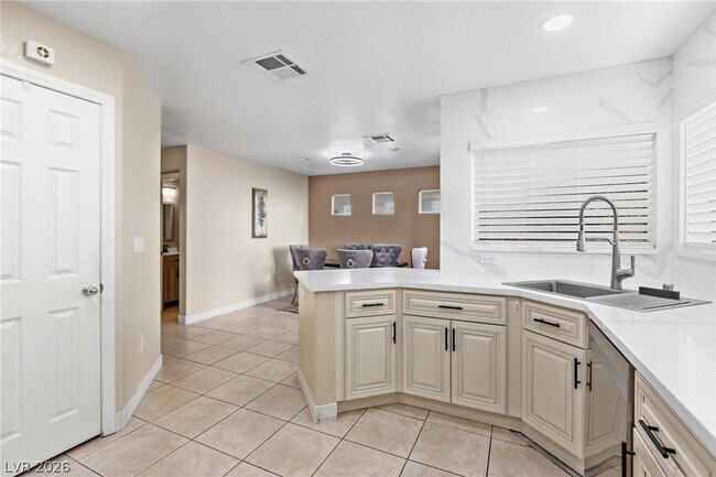 Building Photo - 3647 McMurty Ct