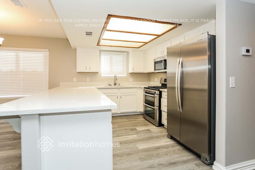 Building Photo - 9432 Deer Lodge Ln