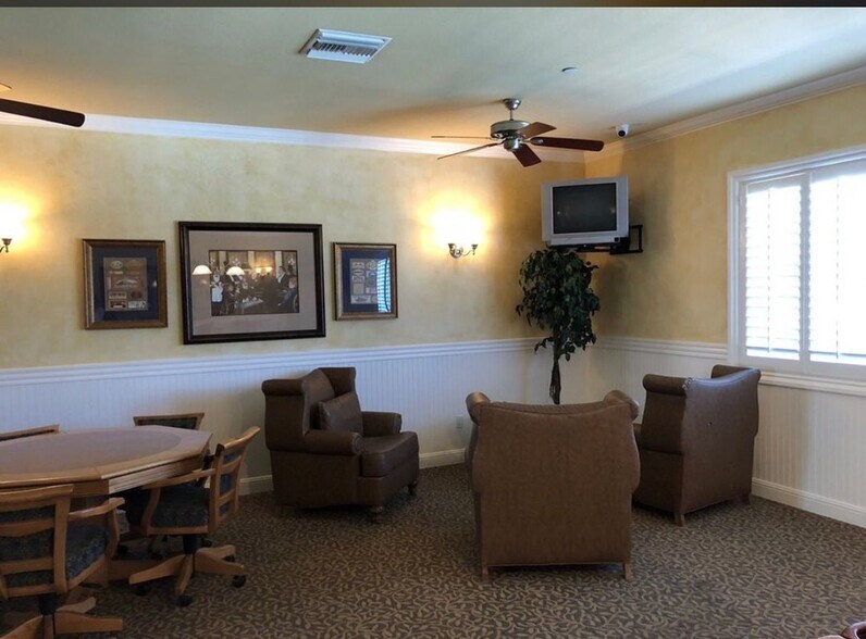 Building Photo - 5548 Hartness Court