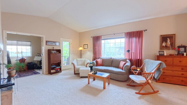 Building Photo - 5002 Northern Lights Dr
