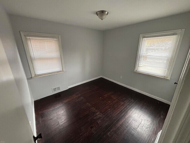 Building Photo - 7795 Heyden