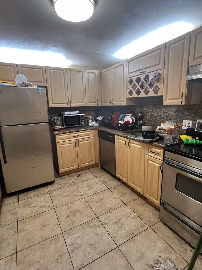 Building Photo - 4605