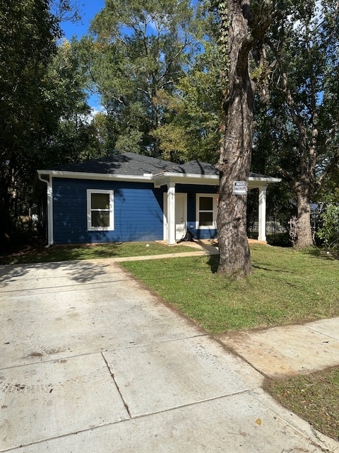 Building Photo - Azan