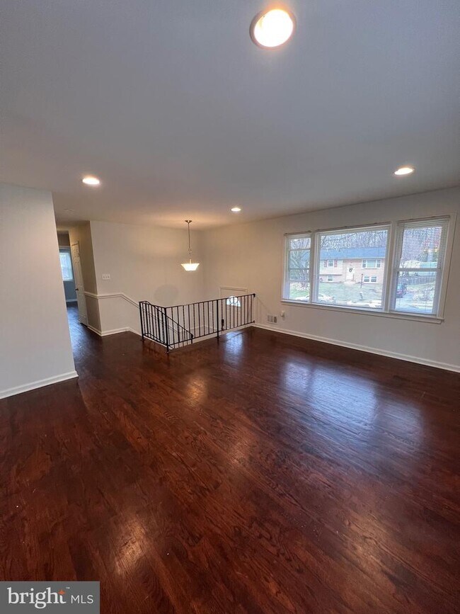 Building Photo - 12991 ORLEANS St