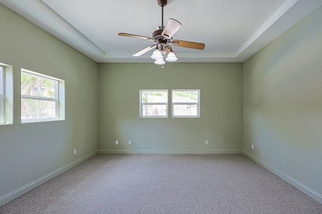 Building Photo - 5BR Home in Ramona Country Estates with Pool & Views