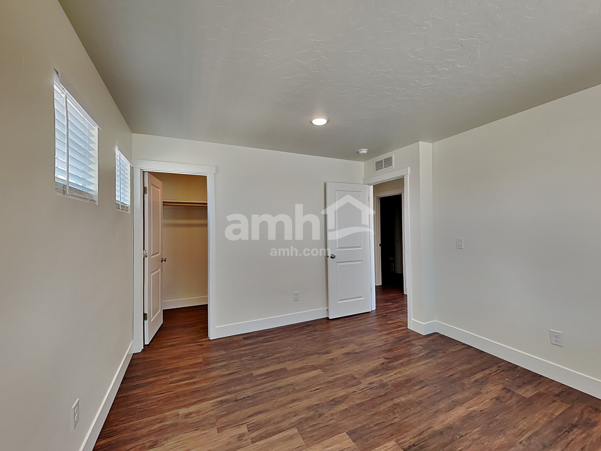 Building Photo - 9357 W Dove Creek St