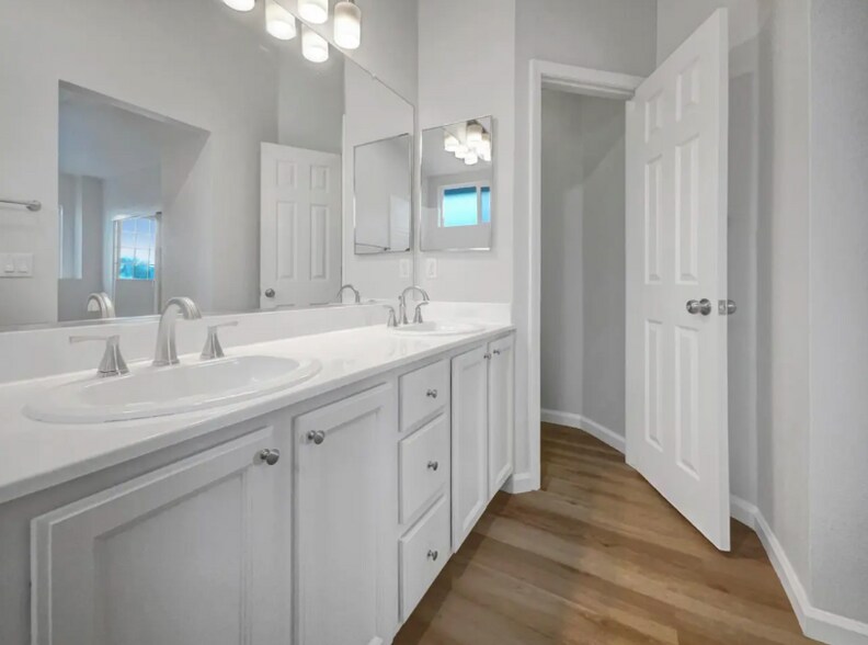 Building Photo - 1540 Pastal Way