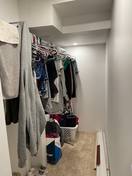 Basement Walk-in - 55 Pearl St