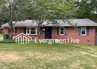 Building Photo - 302 Sumerset Dr